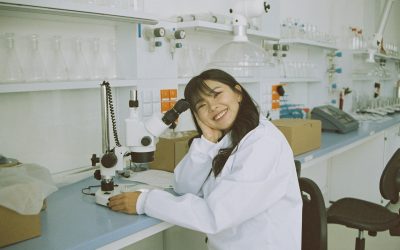 Mujeres de ciencia para el futuro